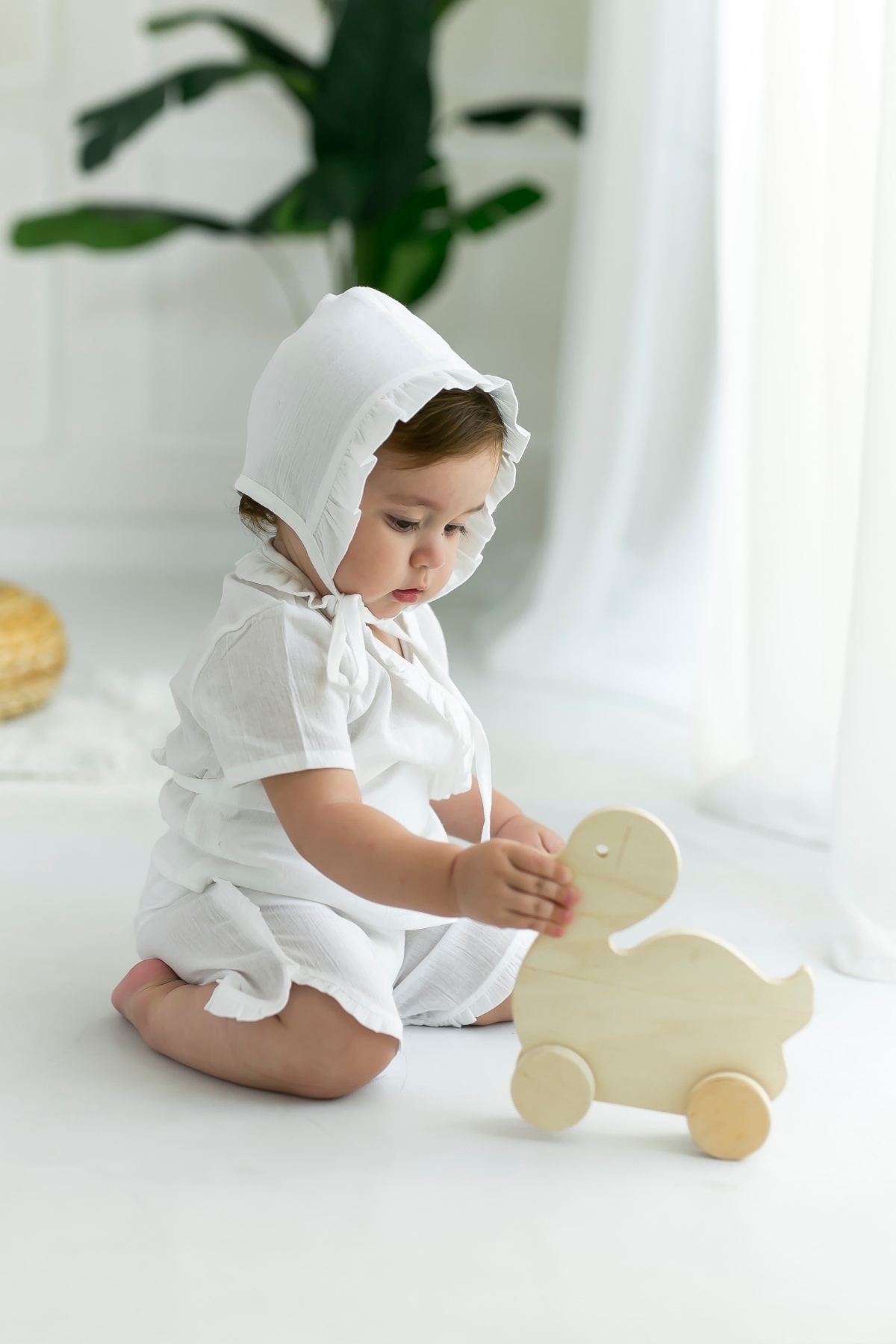 Şile Bezi Bebek Beyaz Bonnet Fırfırlı Müslin Şapka