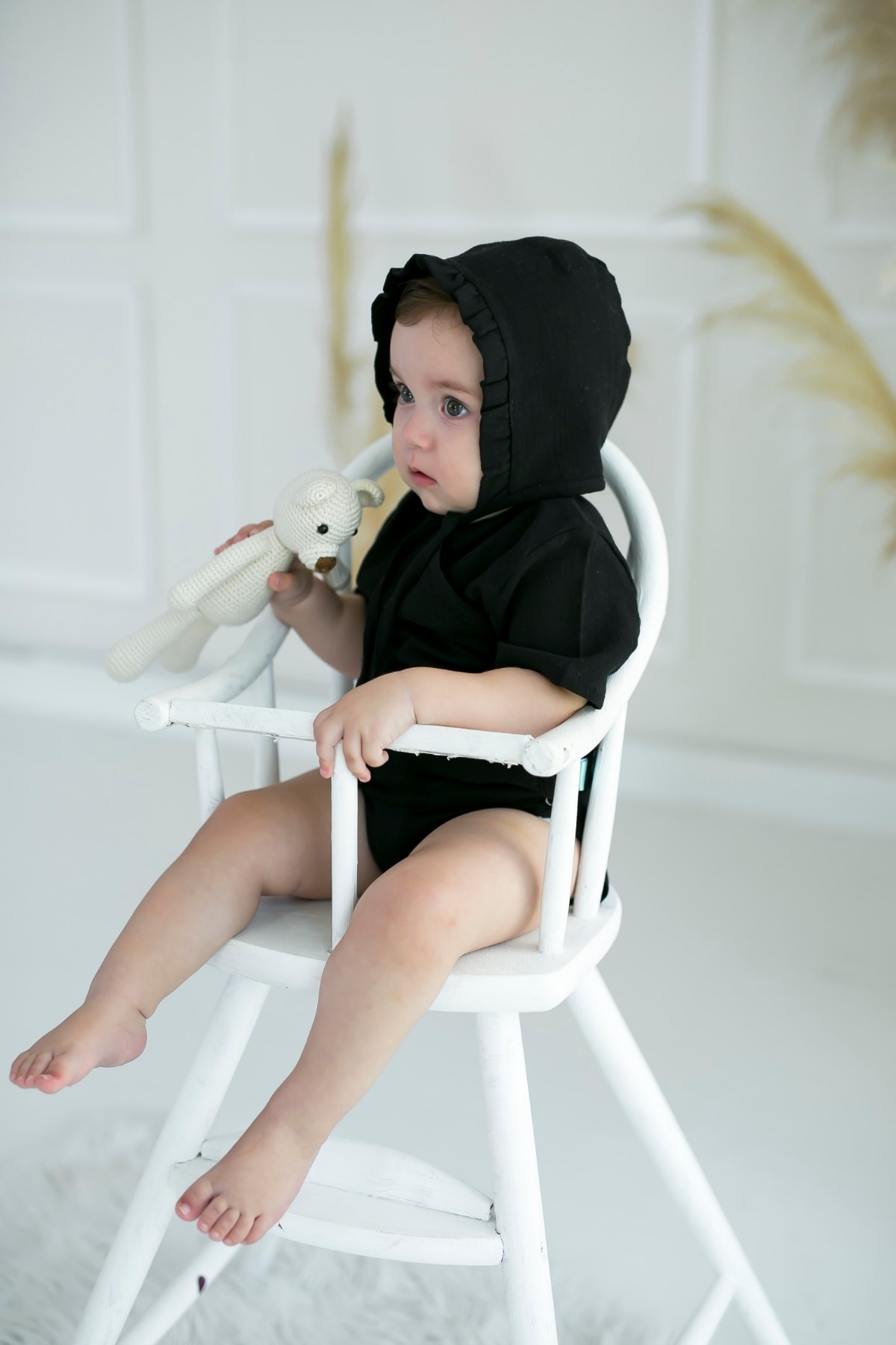 Şile Bezi Bebek Siyah Bonnet Fırfırlı Müslin Şapka