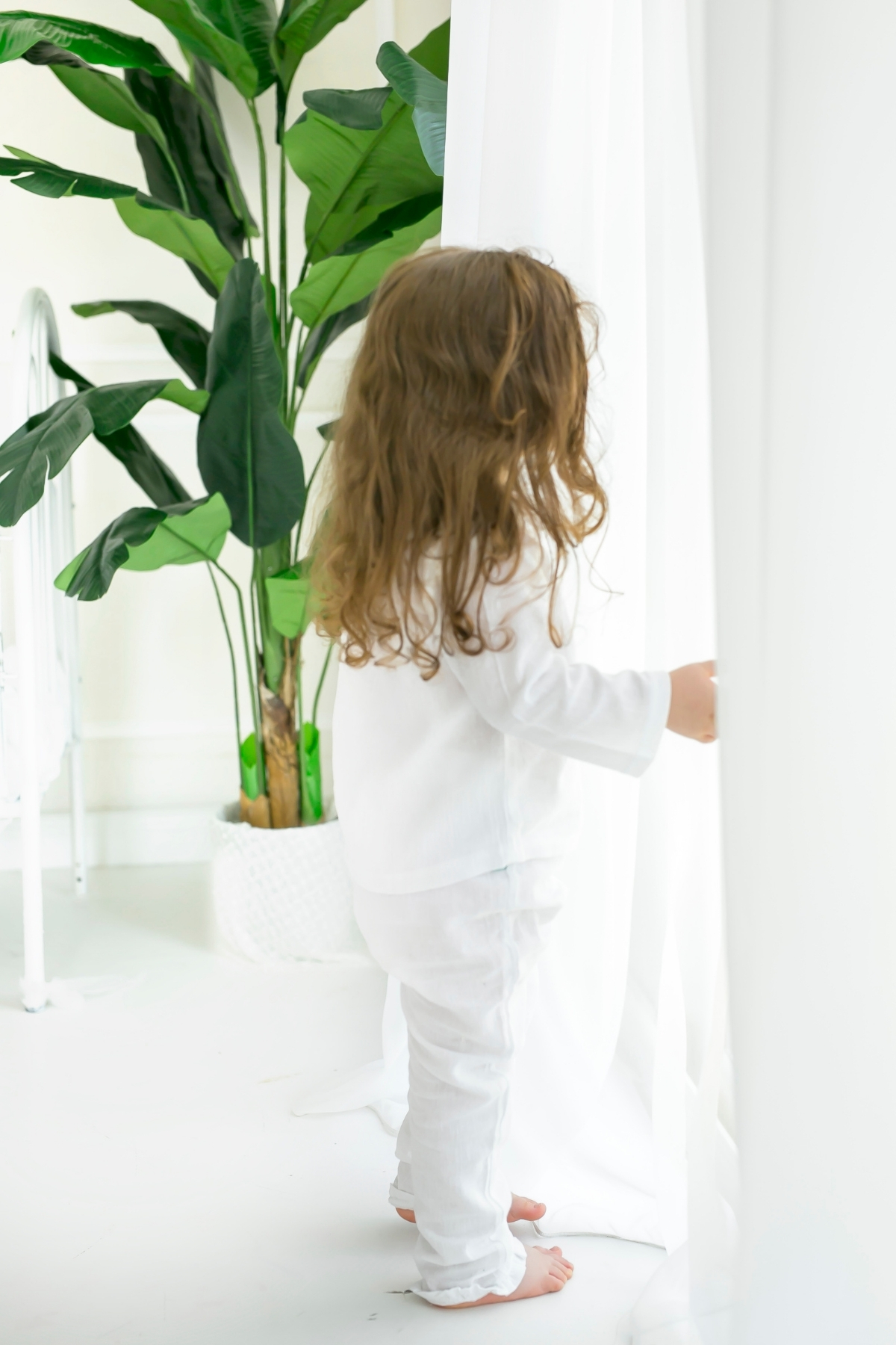 Şile Bezi Kız Çocuk Beyaz Fırfırlı Müslin Pijama Takımı