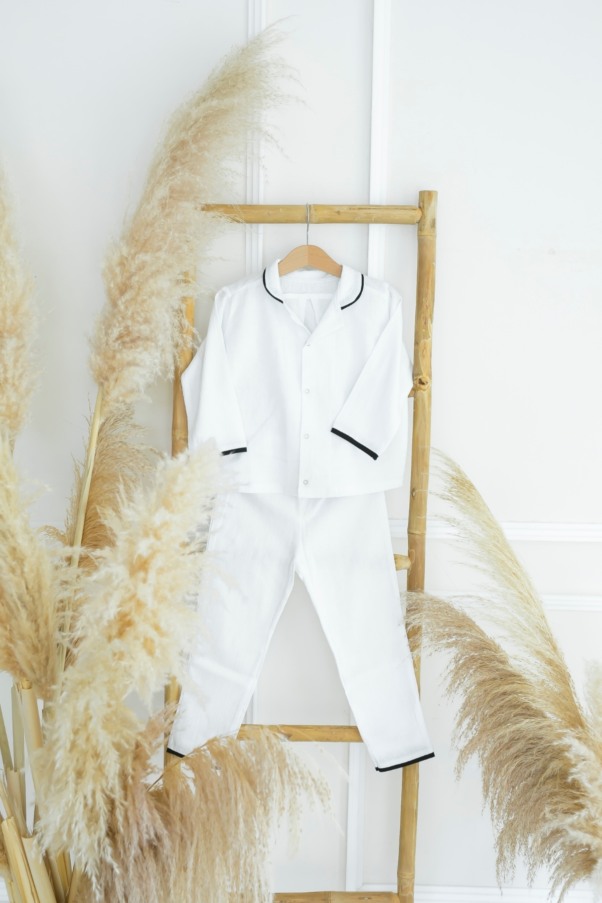 Şile Bezi Çocuk Beyaz Biyeli Müslin Pijama Takımı