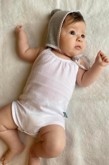 Şile Bezi Bebek Beyaz Askılı Büzgü Yakalı Body